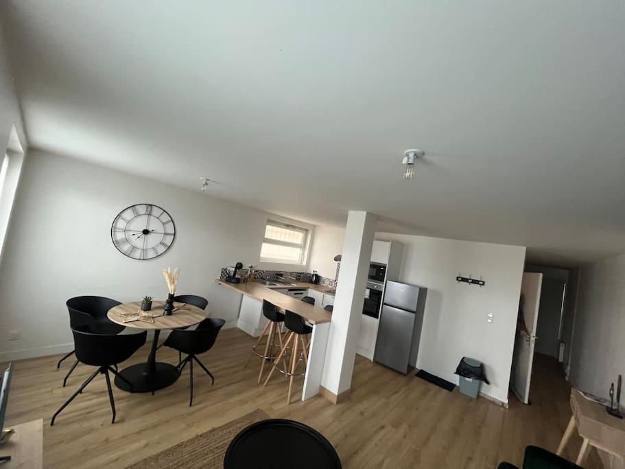 Apartment T3 Avec Parking Centre-ville Orleans
